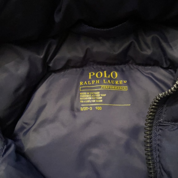 Down winter coat for boys size 3T - Picture 2 of 3